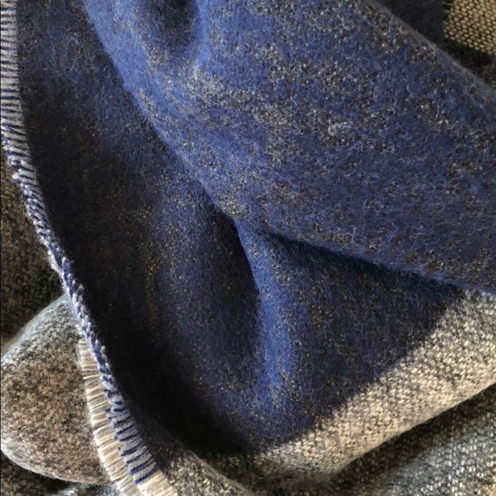 Blanket Scarf - Picture 2 of 5